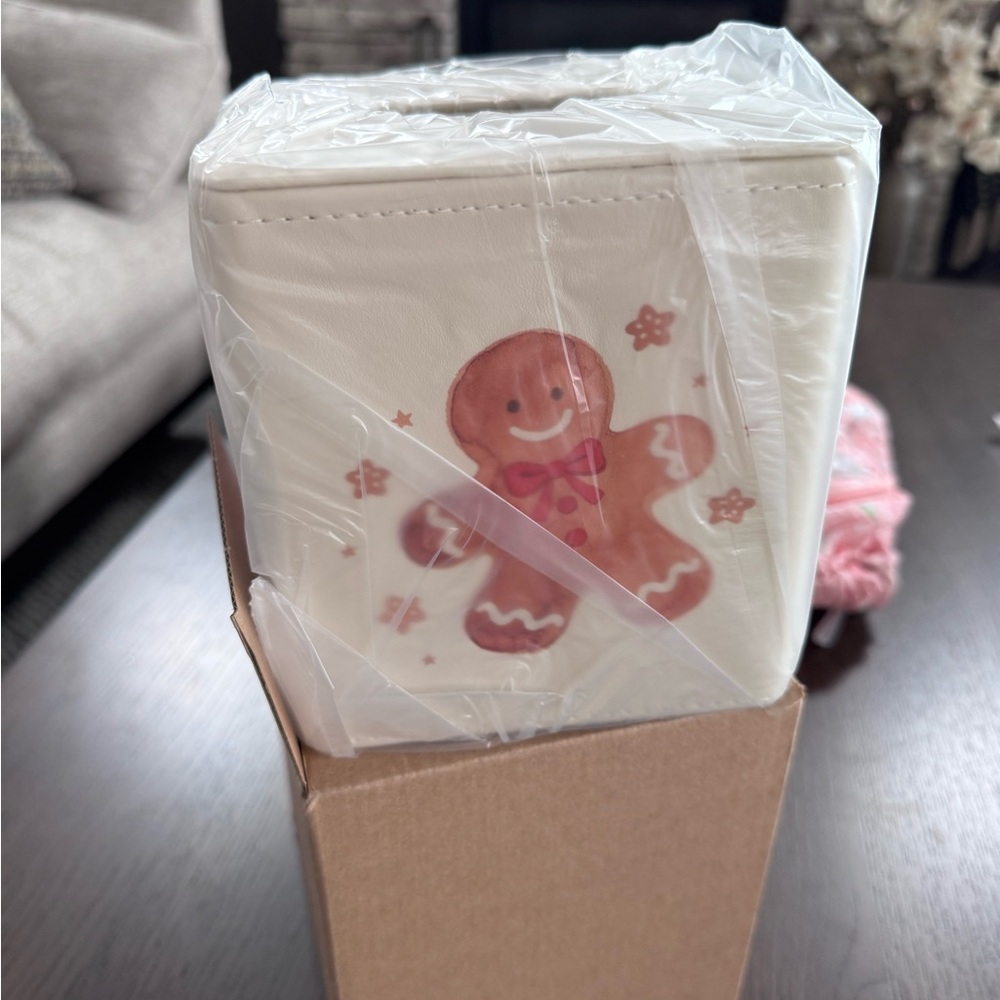 Gingerbread Man Tissue Kleenex Box Cover - Picture 5 of 6